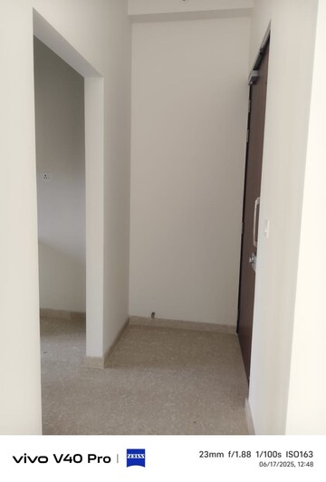 Room in 3 BHK Apartment at Piramal Mahalaxmi, Mahalaxmi – for Rent