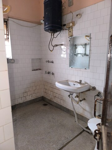 Bathroom in 3 BHK Apartment at Vasant Kunj – for Sale