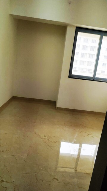Room in 1 BHK Apartment at Mahavir Square, Manpada – for Rent