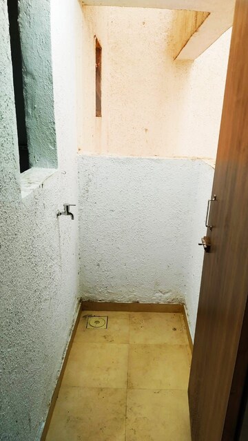 Bathroom in 1 BHK Apartment at Mahavir Square, Manpada – for Rent