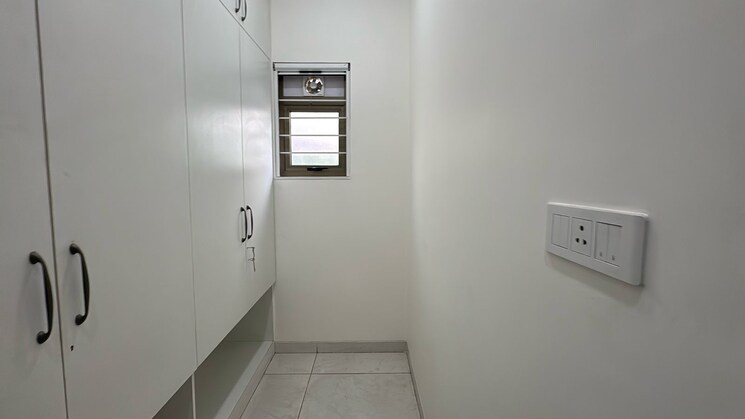 Bathroom, freedom fighters enclave 3 Bedroom 1400 Sq.Ft. Builder Floor In Freedom Fighters Enclave Delhi 9045796