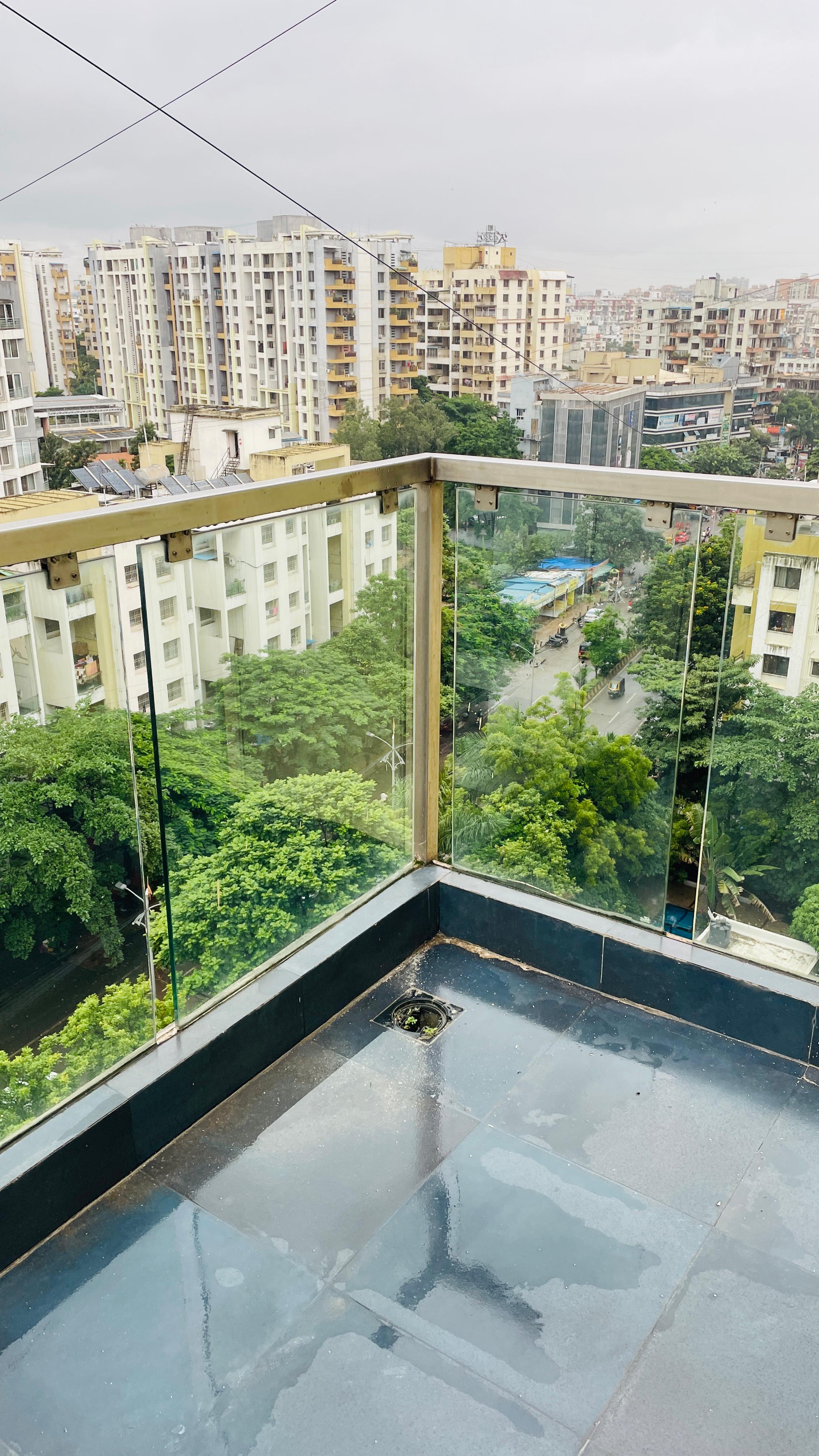 2 BHK 900 Sq.Ft. Apartment in Windwards CHS