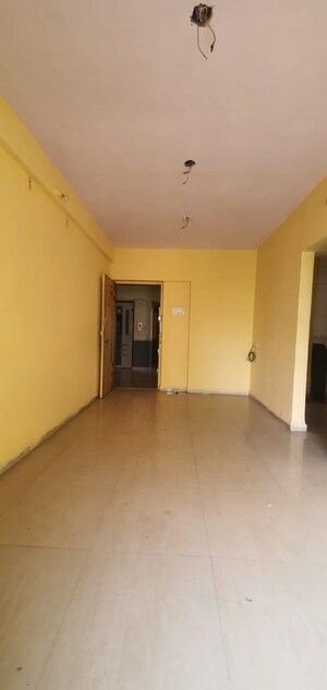 Room in 1 BHK Apartment at Shree Rajlaxmi Park, Kalwa – for Sale
