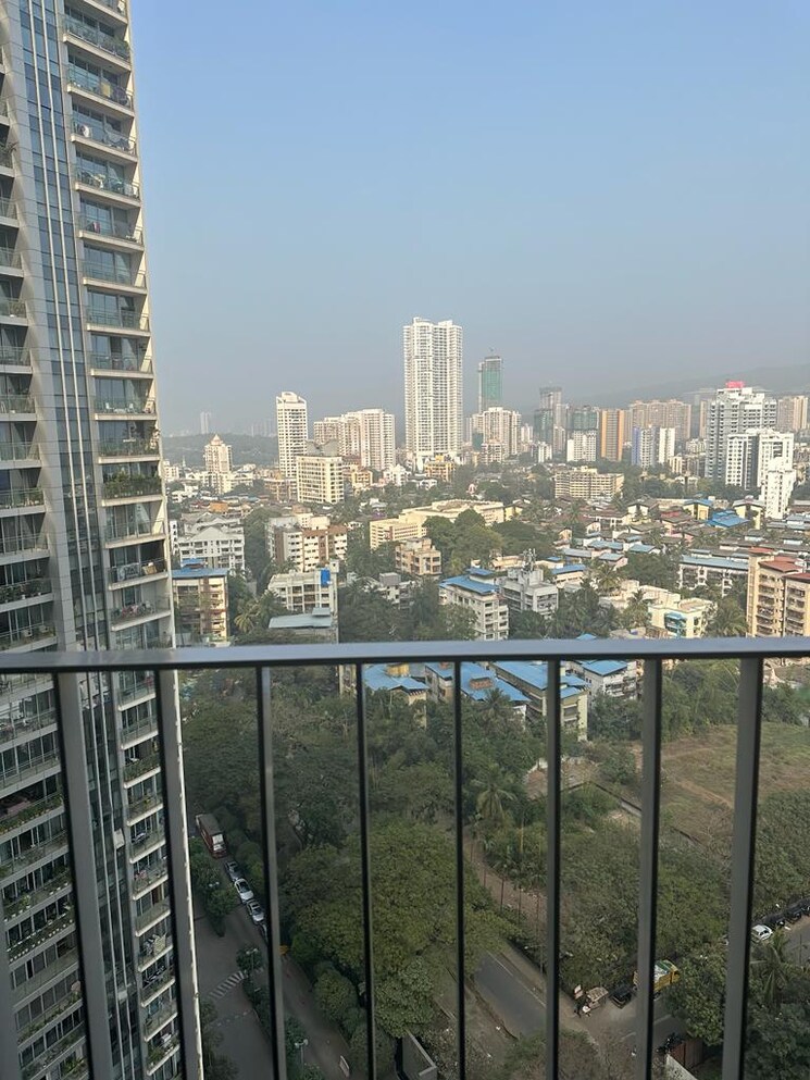 Exterior View, oberoi-realty-esquire 3 Bedroom 1900 Sq.Ft. Apartment In Goregaon East Mumbai 9045929
