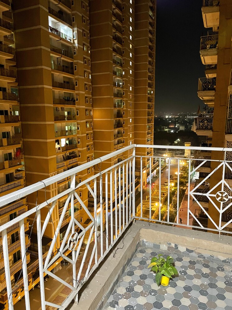 Balcony, migsun-vilaasa 3 Bedroom 1375 Sq.Ft. Apartment In Eta Ii Greater Noida Greater Noida 9045961