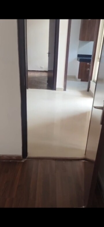 Room in 3 BHK Apartment at BPTP Park Elite Premium, Sector 84 – for Rent