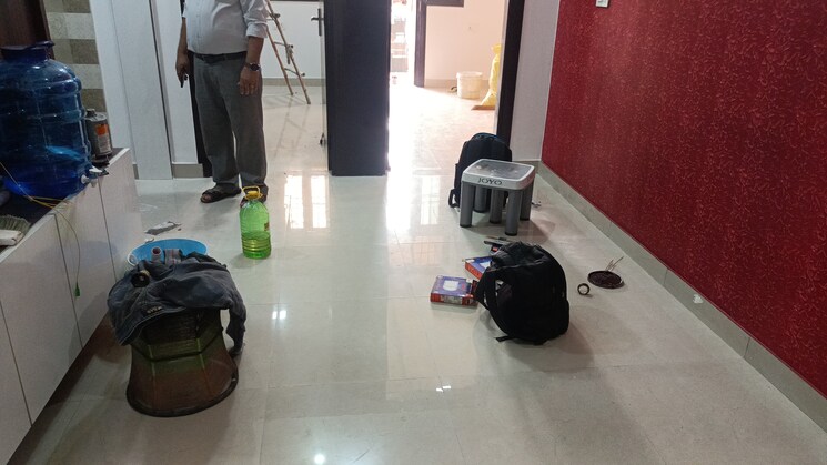 Living Room, vaishali sector 2 2 Bedroom 800 Sq.Ft. Builder Floor In Vaishali Sector 2 Ghaziabad 9046211