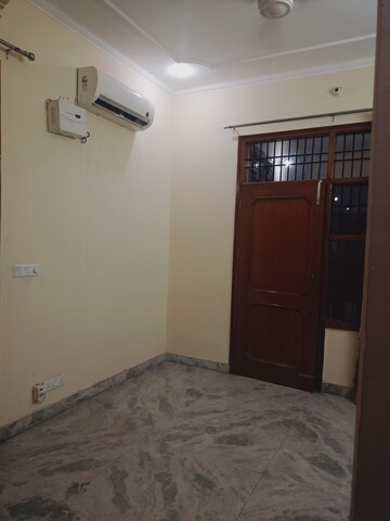 Room in 1 BHK Independent House at Saketri – for Rent