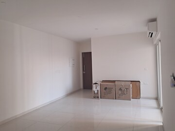 Room in 3 BHK Apartment at Lower Parel – for Sale