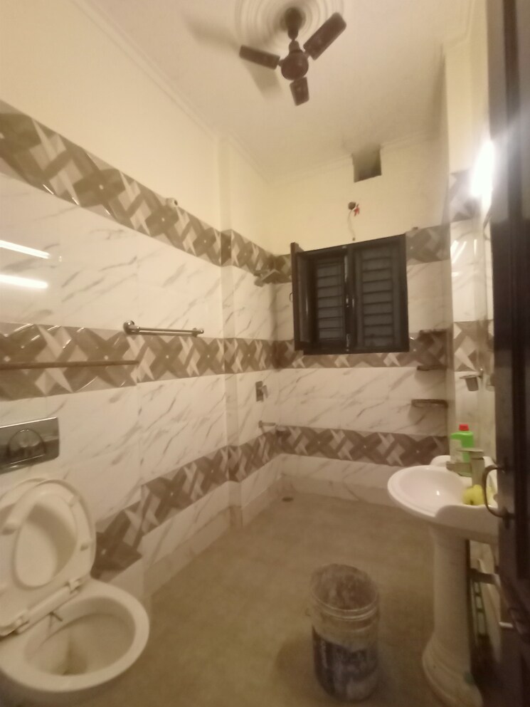 Bathroom, sector 21 3 Bedroom 1900 Sq.Ft. Independent House In Sector 21 Panchkula 9046188