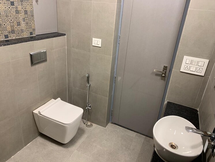 Bathroom, saket Studio 400 Sq.Ft. Apartment In Saket Delhi 9046213