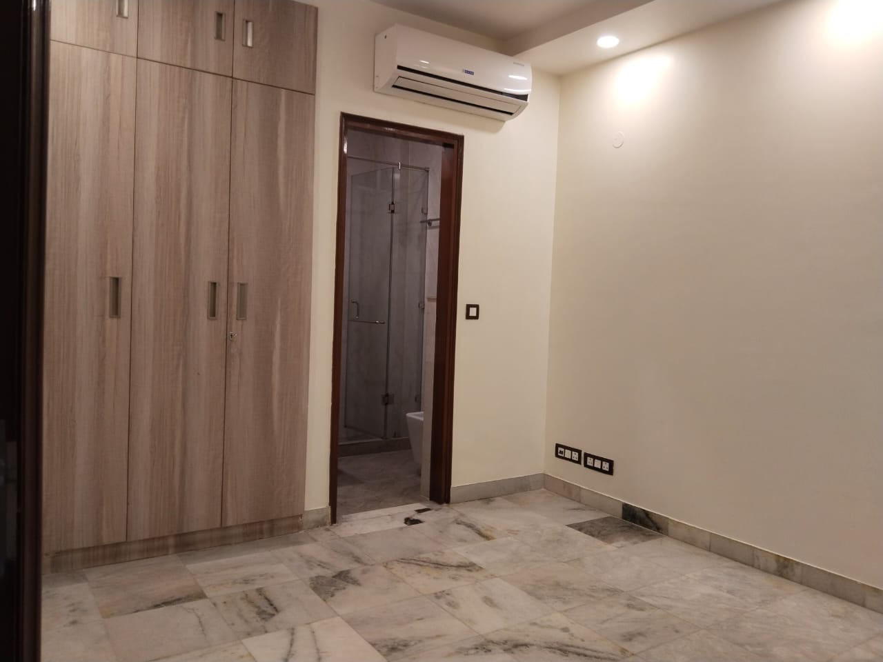 3 BHK Builder Floor For Sale in Mohan Garden