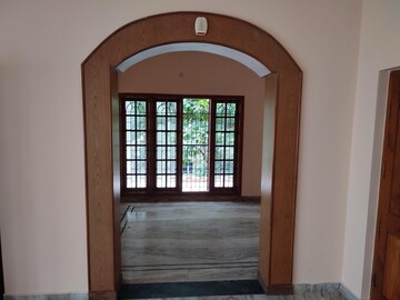 Room in 3 BHK Builder Floor at Rmv 2nd Stage – for Rent