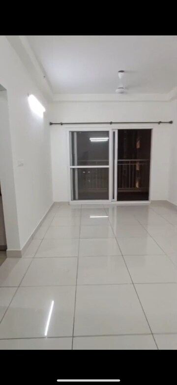 Room in 3 BHK Apartment at Prestige Finsbury Park Hyde, Bagaluru – for Rent