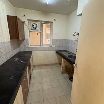 Kitchen in 4 BHK Apartment at Piedmont Taksila Heights, Sector 37c – for Rent