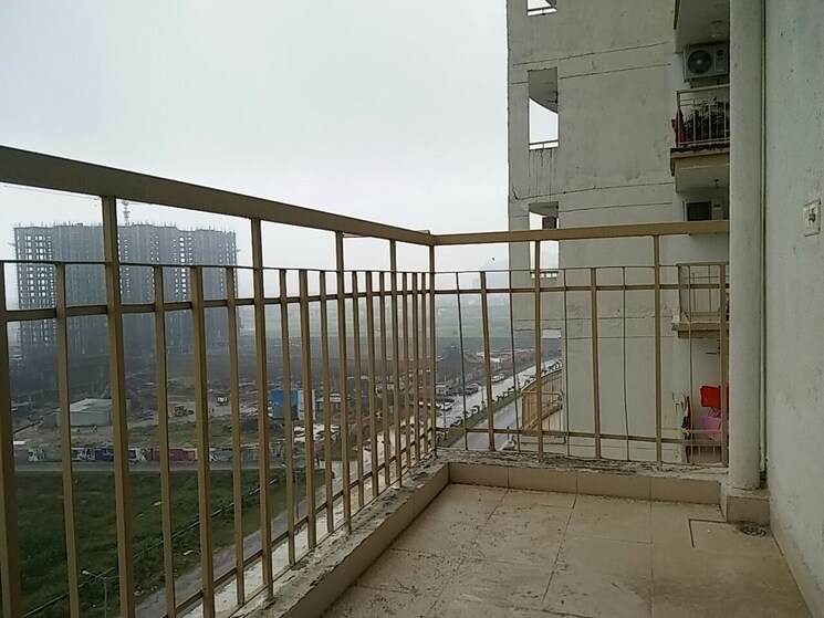 Balcony, antriksh-golf-view 4 Bedroom 2680 Sq.Ft. Apartment In Sector 78 Noida 9046397