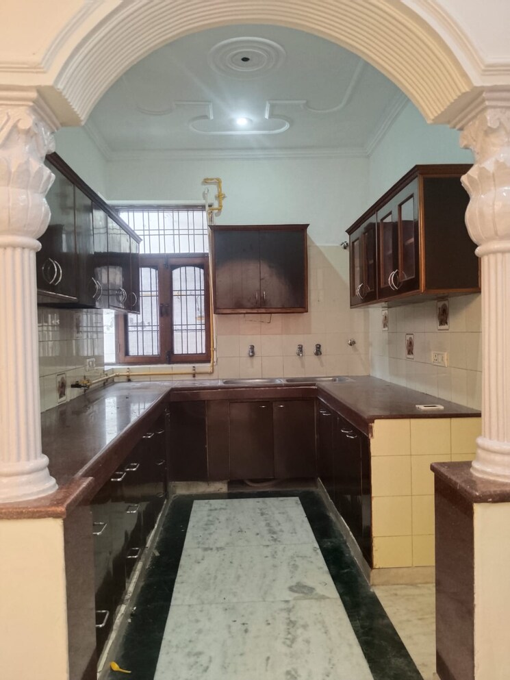 Kitchen, sector 21c 3 Bedroom 2250 Sq.Ft. Builder Floor In Sector 21c Faridabad 9046370