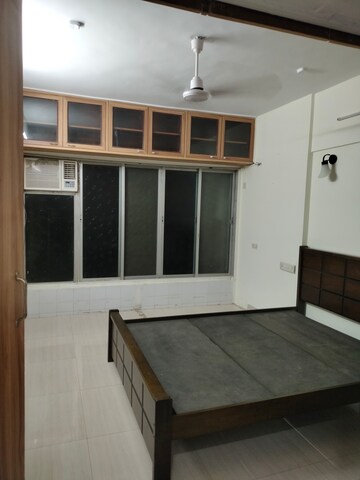 Kitchen in 1.5 BHK Apartment at Kohinoor Tower Dadar, Dadar West – for Rent
