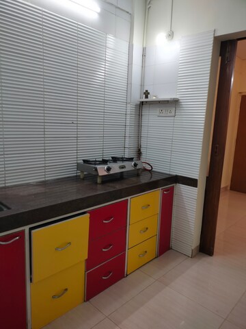 Kitchen in 1.5 BHK Apartment at Kohinoor Tower Dadar, Dadar West – for Rent