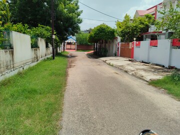  Plot – Exterior View View at Gomti Nagar - for Sale