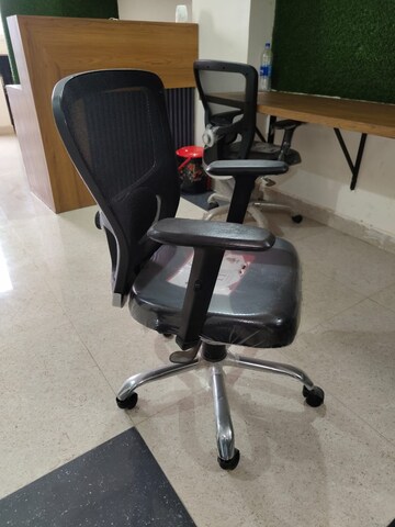 Team Area in  Office Space at Gomti Nagar – for Rent