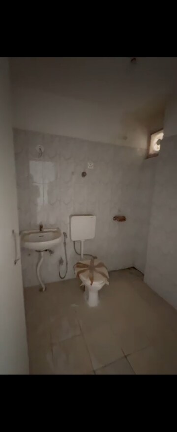 Master Bedroom in 3 BHK Apartment at Sarvome Shree Homes, Sector 45 – for Rent