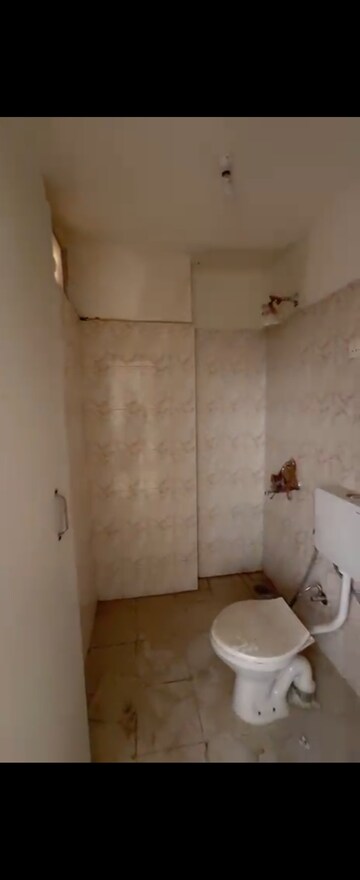 Bathroom in 3 BHK Apartment at Sarvome Shree Homes, Sector 45 – for Rent