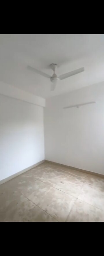 Room in 3 BHK Apartment at Sarvome Shree Homes, Sector 45 – for Rent