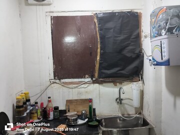 Furnished Amenities in 1 RK Builder Floor at Lajpat Nagar – for Rent
