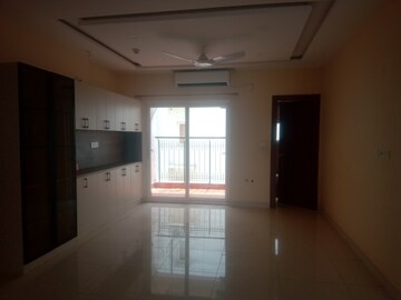 Room in 4 BHK Apartment at Prestige High Fields, Gachibowli – for Rent