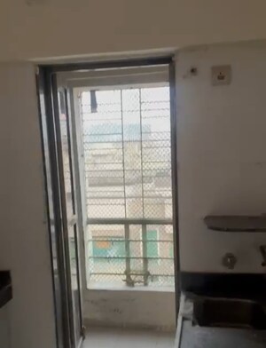 Room in 1.5 BHK Apartment at Vimal Residency Nalasopara, Nalasopara West – for Sale