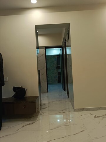 Furnished Amenities in 1 BHK Apartment at Kanak Heights Geeta Bhavan CHS, Malad East – for Rent