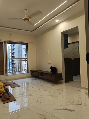Room in 1 BHK Apartment at Kanak Heights Geeta Bhavan CHS, Malad East – for Rent
