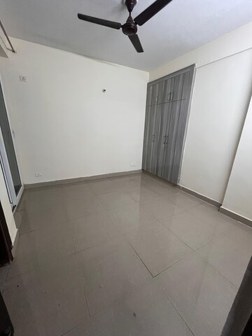 Room in 3 BHK Apartment at Sunworld Arista, Sector 168 – for Rent