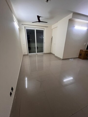 Room in 3 BHK Apartment at Sunworld Arista, Sector 168 – for Rent