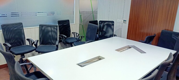 Team Area, shalimar-iridium Commercial Office Space 3500 Sq.Ft. In Vibhuti Khand Lucknow 9033340