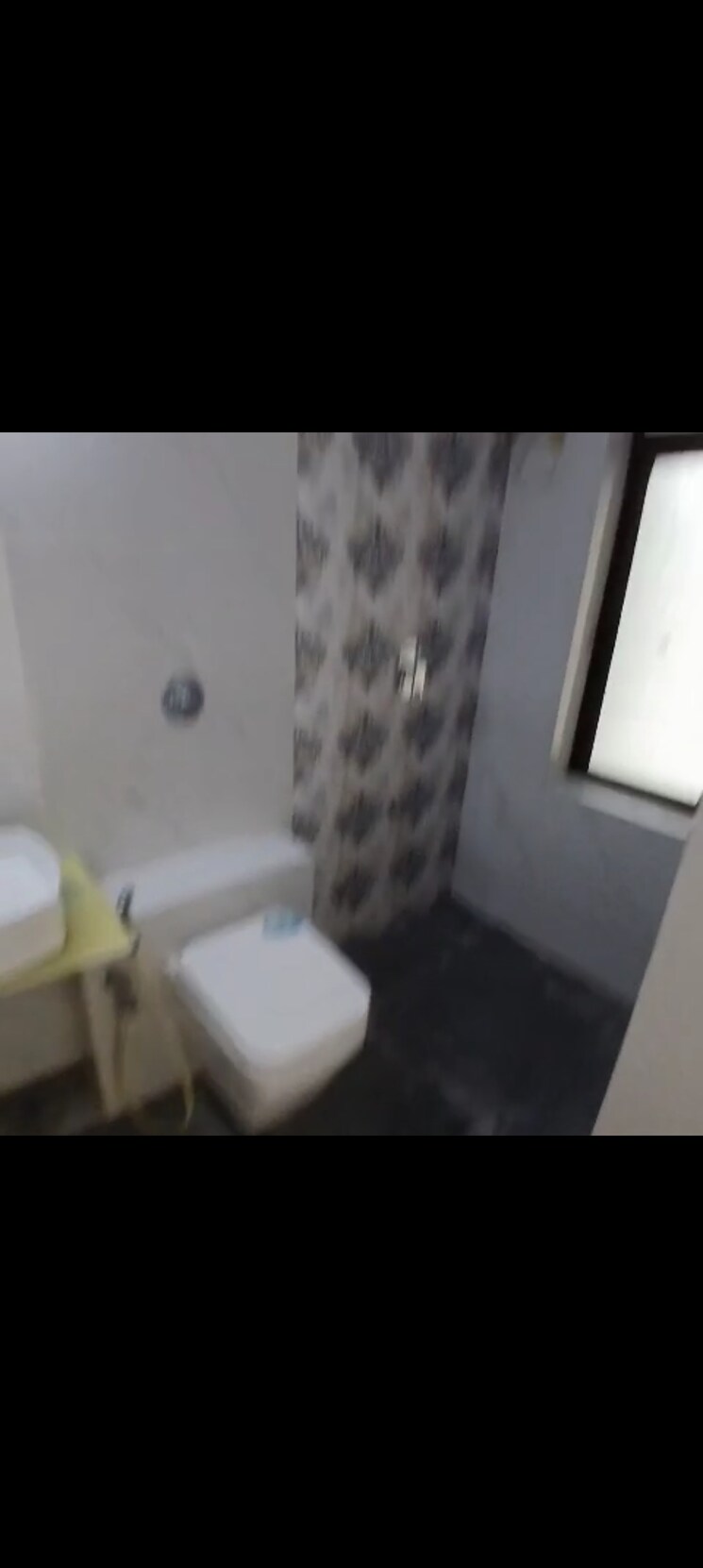 Bathroom, crystal-stella 3 Bedroom 900 Sq.Ft. Apartment In Vakola Mumbai 9046685