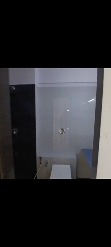 Furnished Amenities in 3 BHK Apartment at Crystal Stella, Vakola – for Rent
