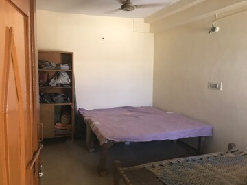 Bedroom in 1 BHK Builder Floor at Kishangarh – for Rent