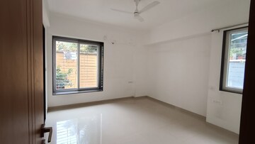 Room in 1 BHK Apartment at Navi Peth – for Rent