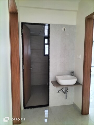 Bathroom in 1 BHK Apartment at Navi Peth – for Rent