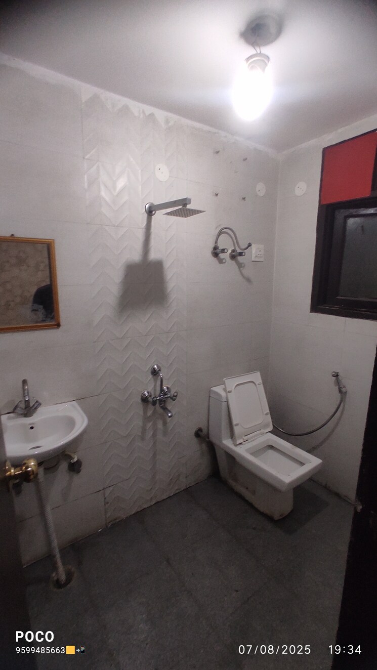 Bathroom, mehrauli 1 Bedroom 480 Sq.Ft. Builder Floor In Mehrauli Delhi 9046727
