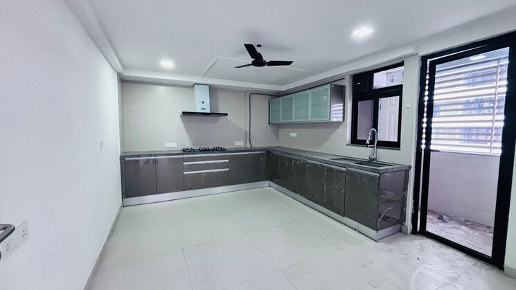 Kitchen, kumar-sienna 4 Bedroom 3193 Sq.Ft. Apartment In Magarpatta Road Pune 9046757