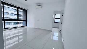 Bathroom in 4 BHK Apartment at Kumar Sienna, Magarpatta Road – for Rent