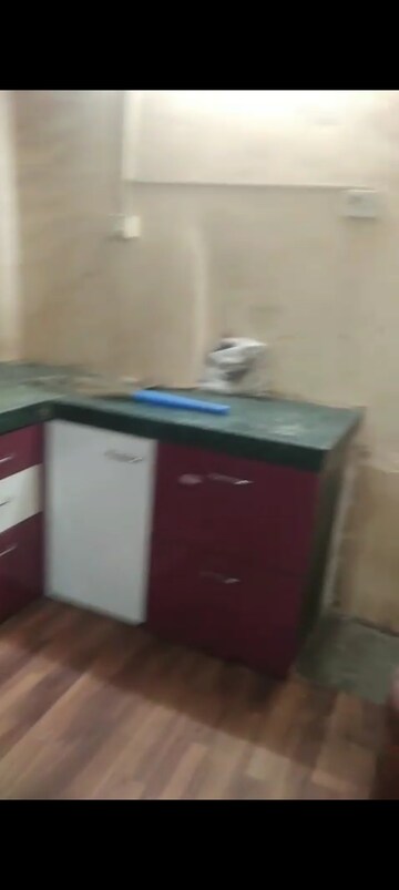Furnished Amenities in 1 BHK Villa at Kurla Kamgar Tower 1, Kurla East – for Rent