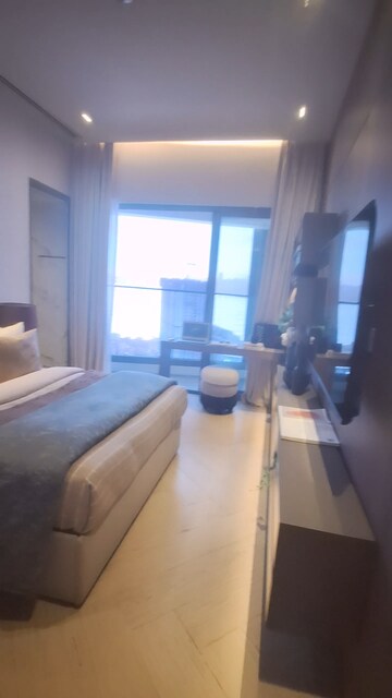 Team Area in 3 BHK Apartment at Rustomjee 180 Bayview, Matunga West – for Sale