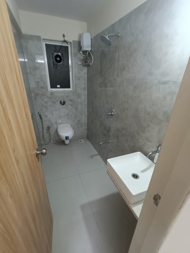 Room, kurla east Pg For Boys & Girls In Kurla East 9046802