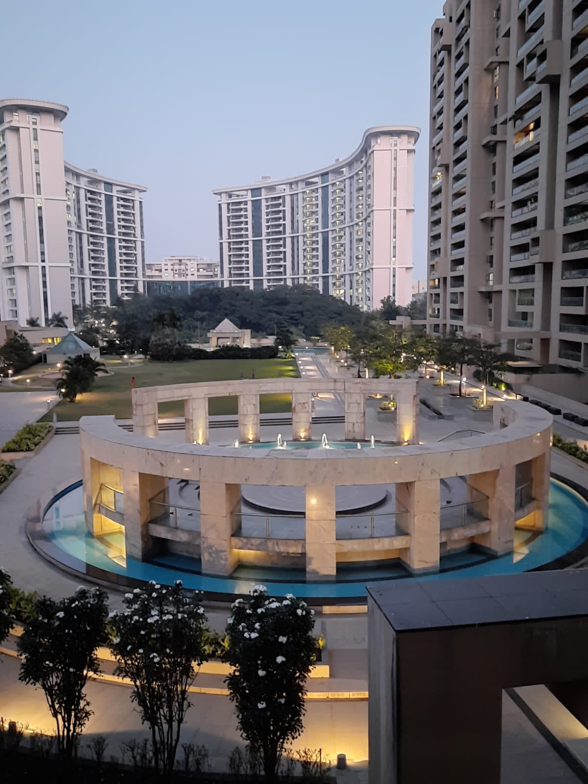 5 BHK + Servant Room,Study Room,Extra Room Apartment For Sale in Panchshil One North