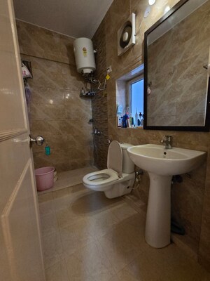Bathroom in 3.5 BHK Penthouse at Unitech Palms, South City 1 – for Sale