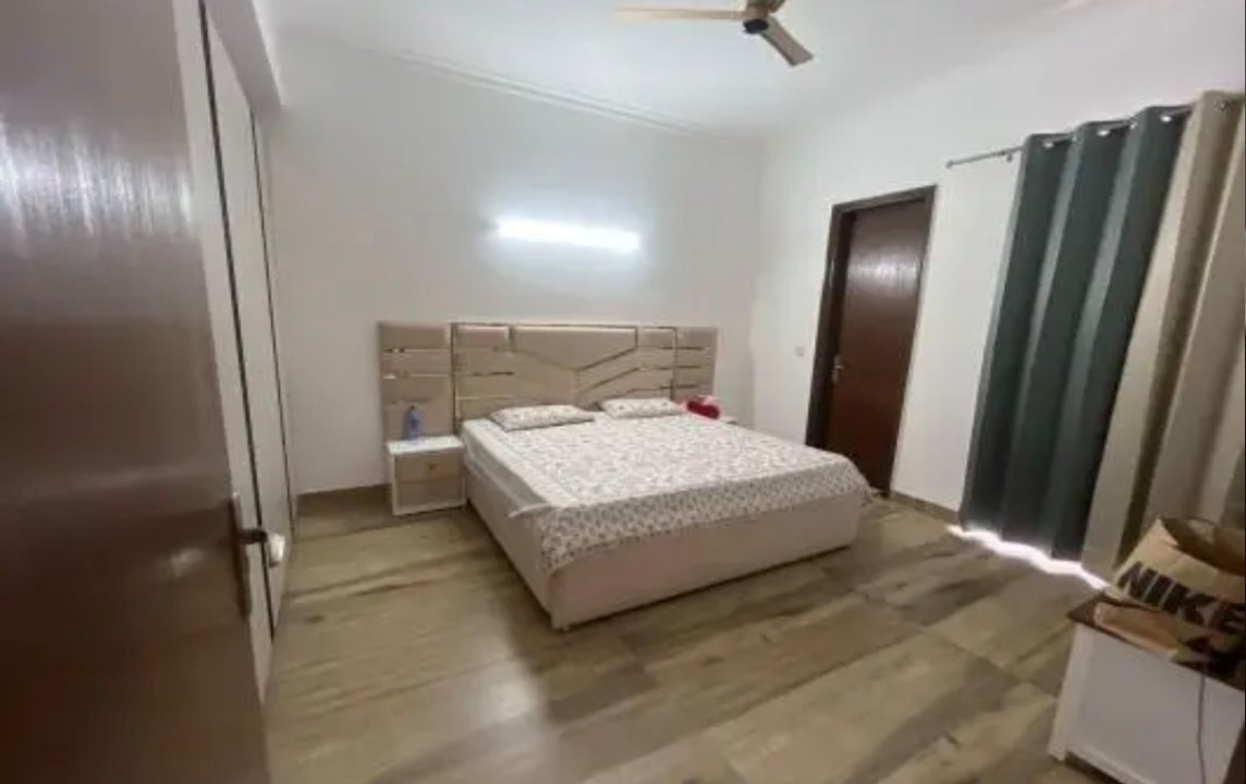 3 BHK + Pooja Room,Servant Room 1865 Sq.Ft. Builder Floor in Ace Palm Floors